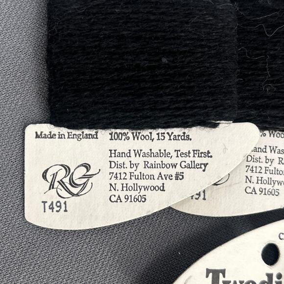 VTG Rainbow Gallery Tweedie 18 Wool Yarn Lot 34 Skeins England Needlepoint Craft - Picture 14 of 16